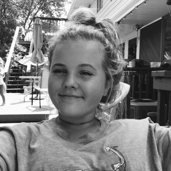 Meet your Posher, Cadyn - Picture 1 of 1